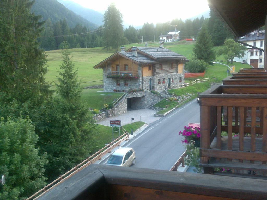 Casa Alpina Sant'Apollinare Hotel Falcade Exterior foto